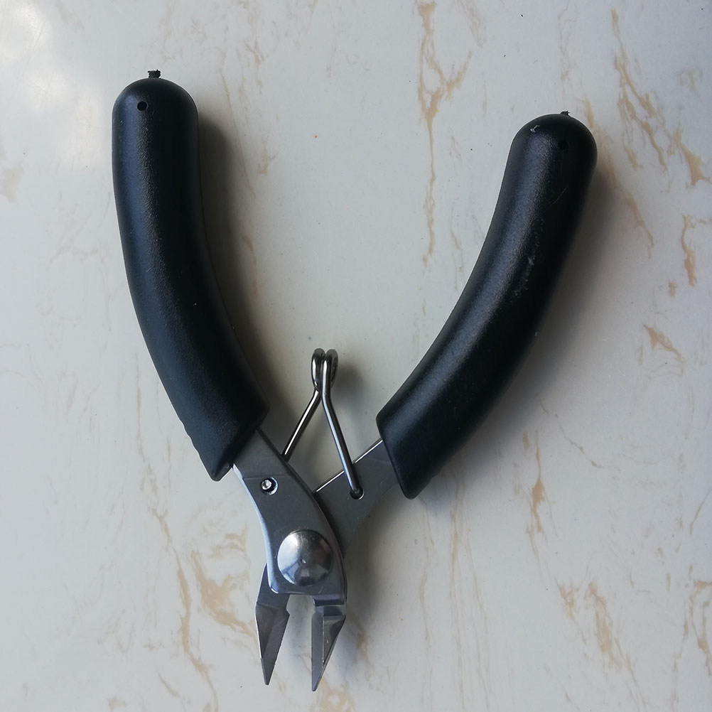 Ergonomic Diagonal Pliers for  - огляд і ціна Badminton Rs